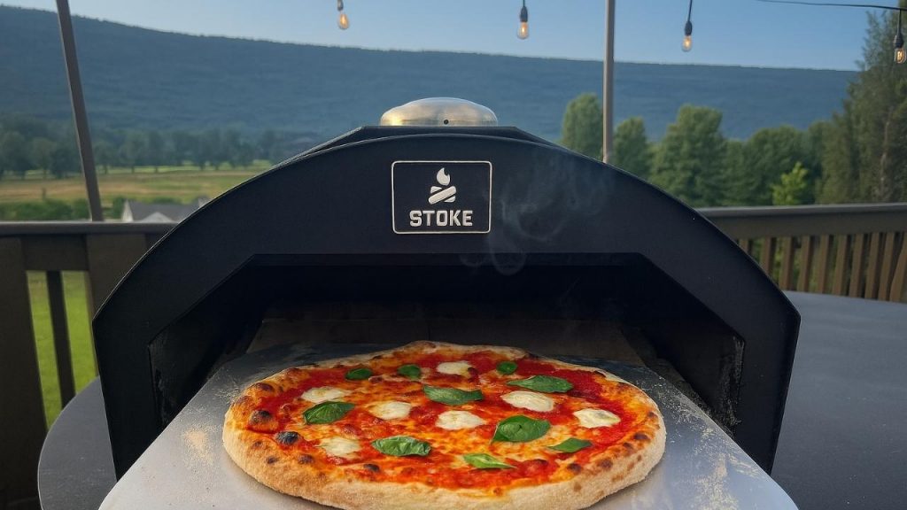 How We Tested pizza Margherita DeliVita VS Stoke