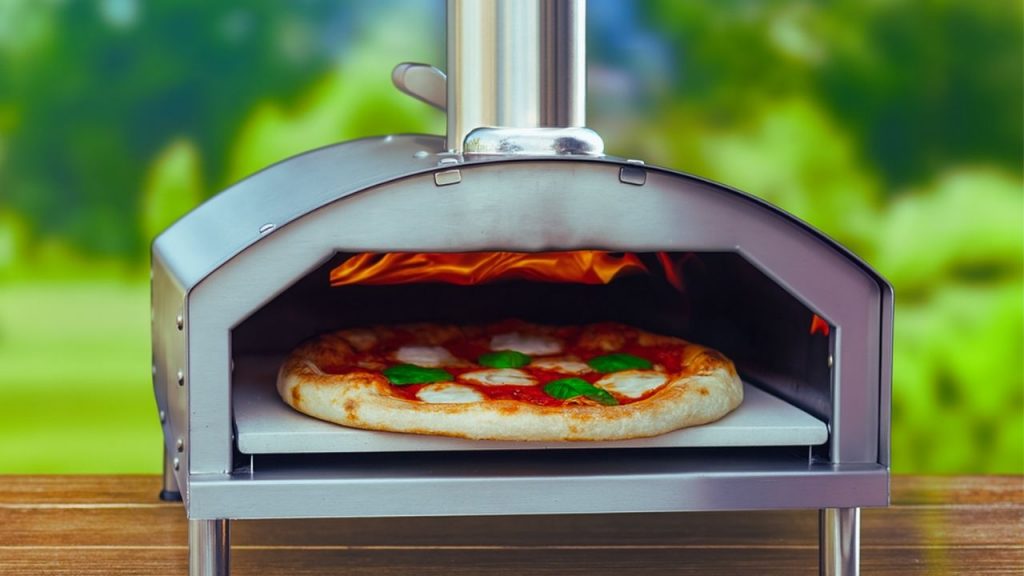 How We Tested pizza Margherita Member’s Mark VS Deco Chef